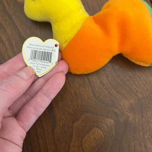 Ty rainbow Beanie Baby "Inch" the Worm Retired 95 - Picture 9 of 11